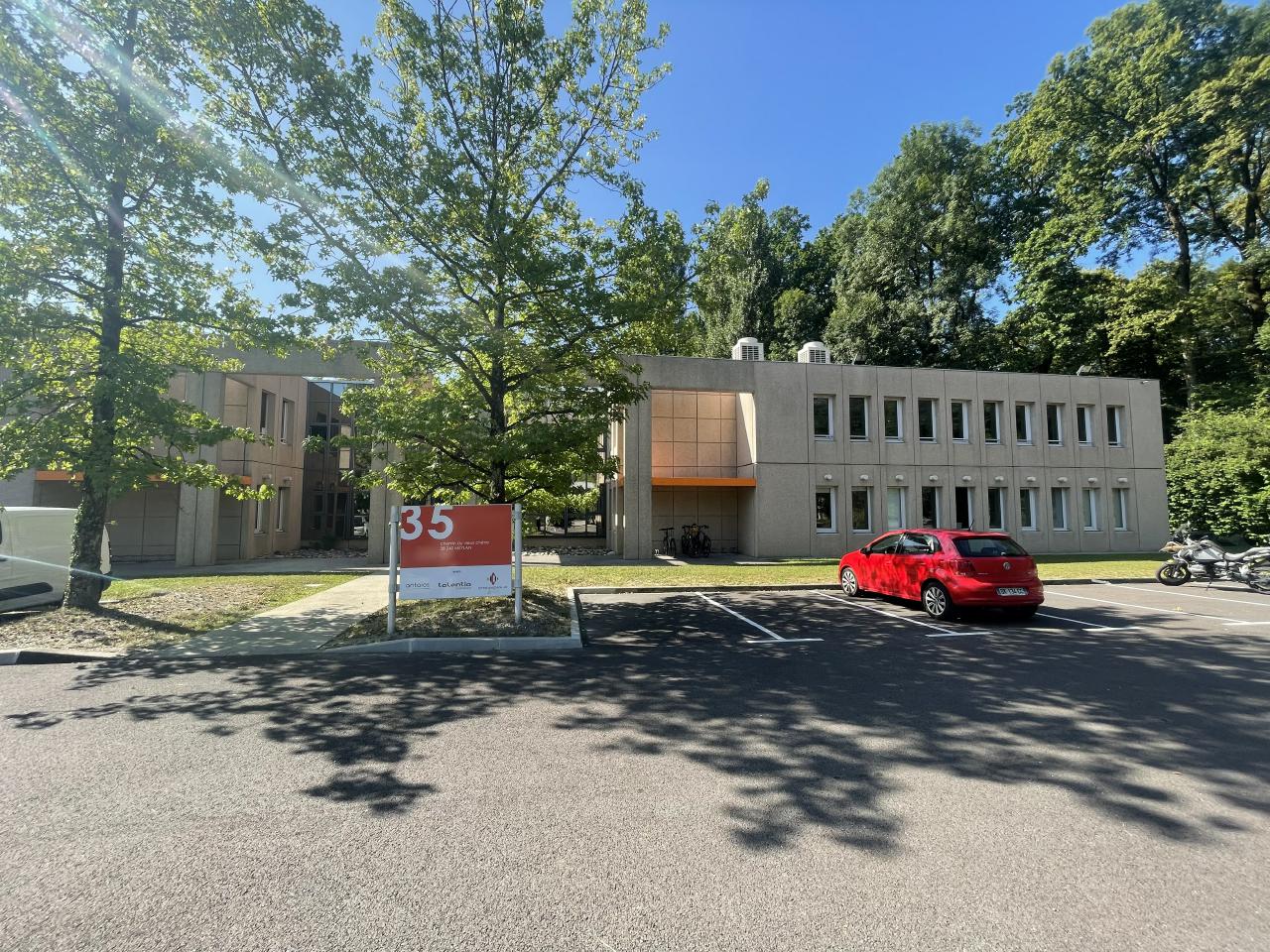 Bureau Meylan 1166m² Location bureau Meylan Isère OLBUR2310065 1